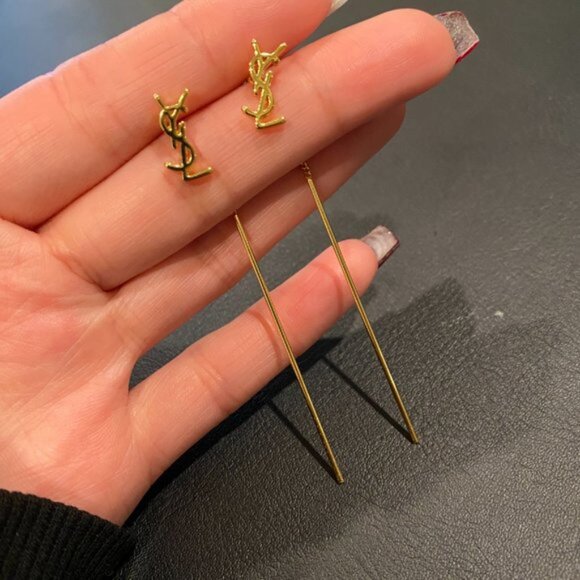 Saint Laurent SHORT THREADER EARRINGS - Picture 3 of 3